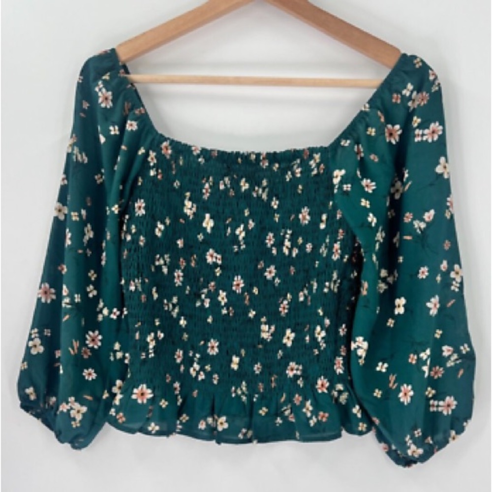 Anthropologie Paper Crane Floral Puff 3/4 Sleeve Top Smocked Peplum Green Small